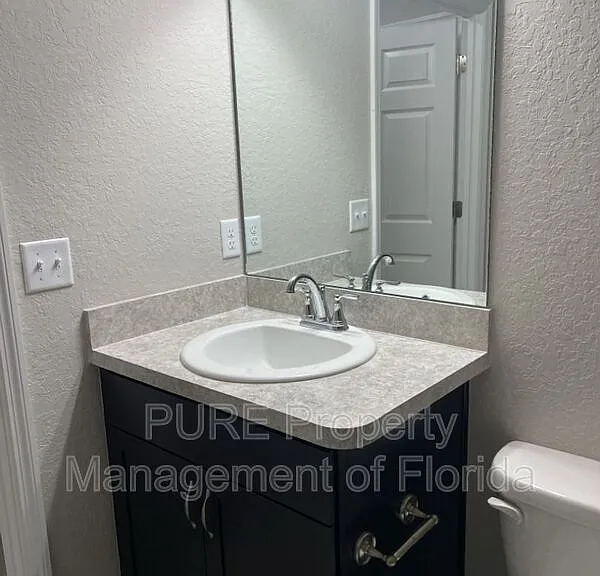 14106 SW 64th Terrace Rd #2 — Photo 17