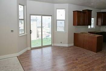 3rd image of 2224 S Western Dr