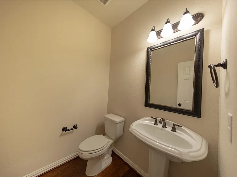 10406 Mossback Pine Rd — Photo 36