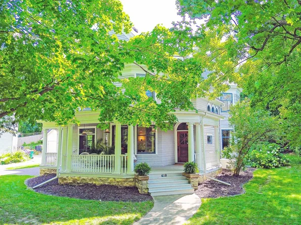 418 6th St S, Stillwater, MN 55082