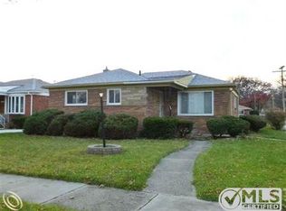21751 Kenosha Ave, Oak Park, MI 48237