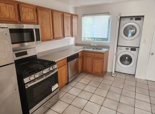 1731 10th St #C, Berkeley, CA 94710