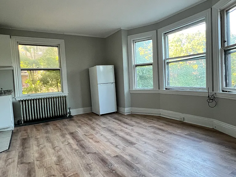83 Englewood Ave #7 — Photo 6