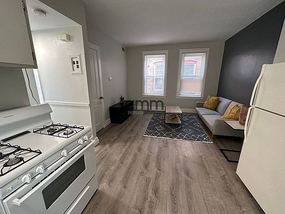 4th image of 2187 Murray Hill Rd #8
