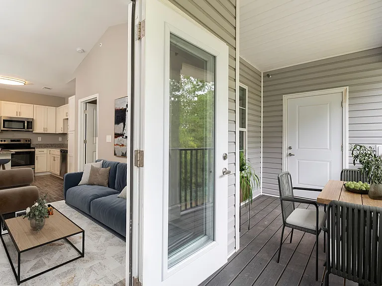 Richmond Place Luxury Apartments — Photo 6