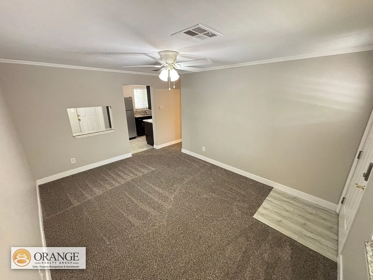 Modern 1-Bedroom, 1-Bathroom Apartment in the Heart of the Las Vegas Arts District! Move in Special! — Photo 4