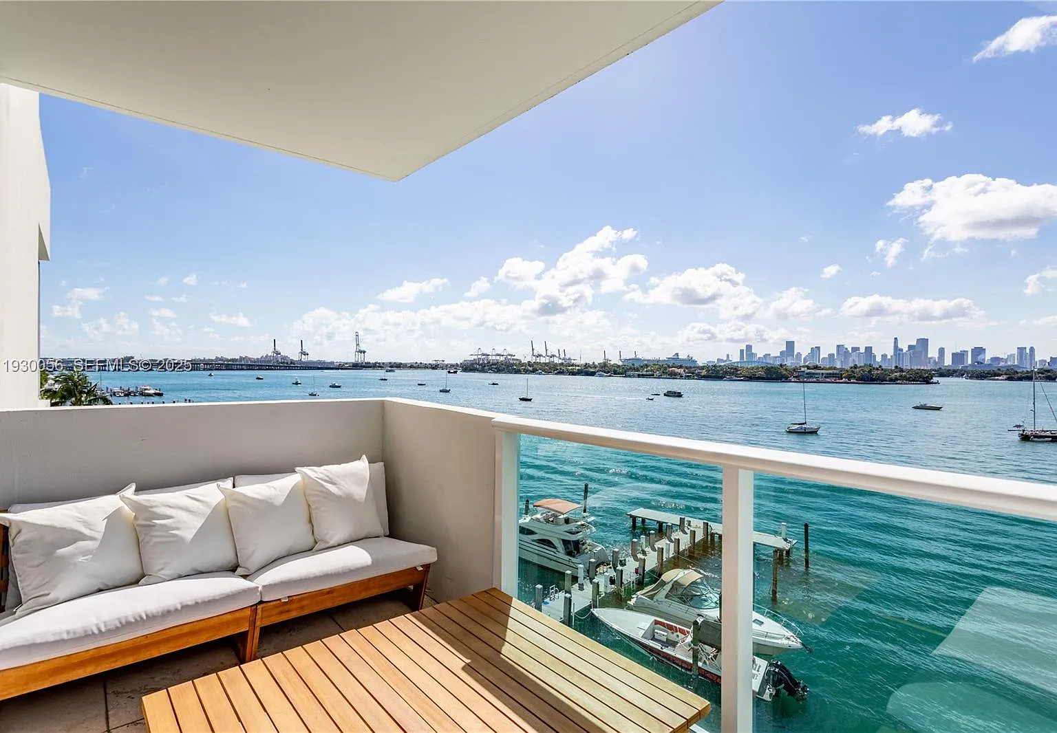 Mirador 1200 Condo — Photo 1