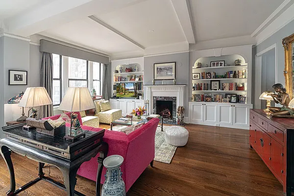 Sold by Compass | media 1