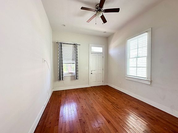 3rd image of 2711 3rd St
