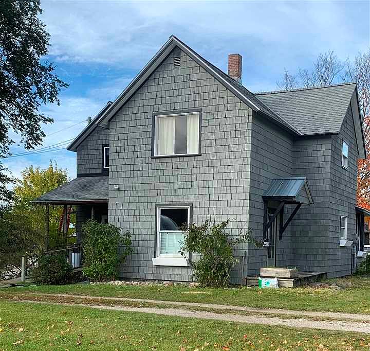 1202 Howard St, Petoskey, MI 49770 Zillow