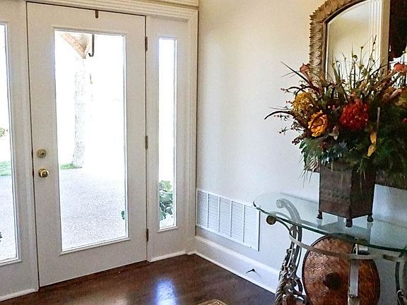 Bright Entry!