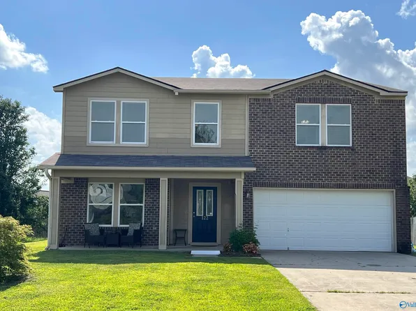122 Firefly Ln, Owens Cross Roads, AL 35763