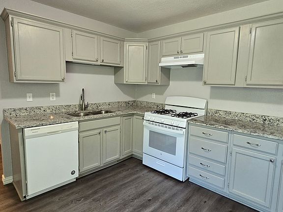 4th image of 4855 Kyledale Ct