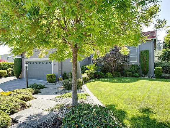 3rd image of 711 Murphy Dr