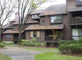 336 Sea Isle Ky, Secaucus, NJ 07094