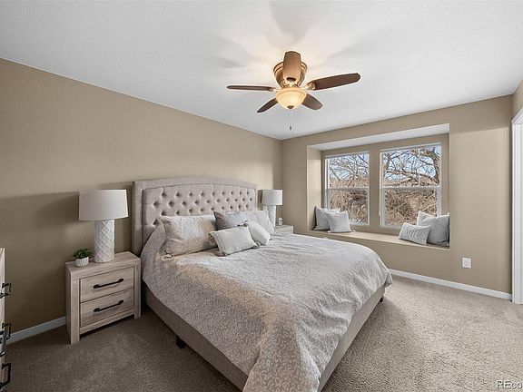 5th image of 10294 Tall Oaks Circle