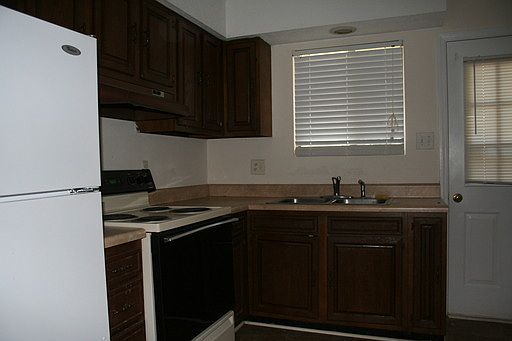 4th image of 103 Heritage Dr APT A