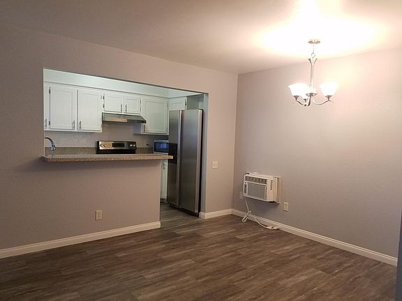 5th image of 8009 Caminito De Pizza Unit F