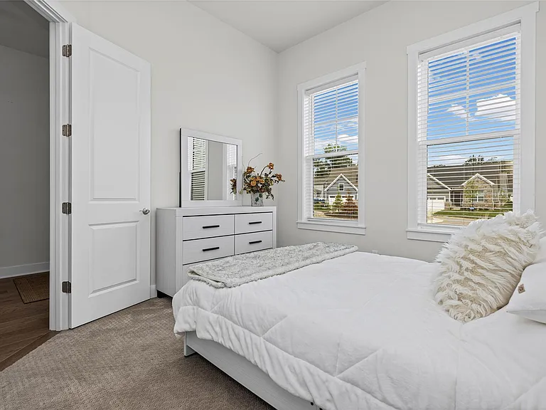 5636 Suffolk Ct — Photo 20