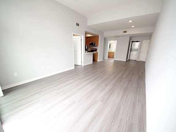 3rd image of 7070 Flight Ave APT 304