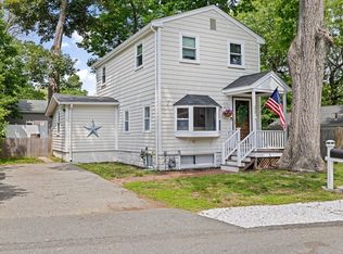 33 Cross St, Weymouth, MA 02189