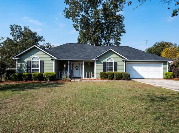 138 Paloma Dr, Leesburg, GA 31763