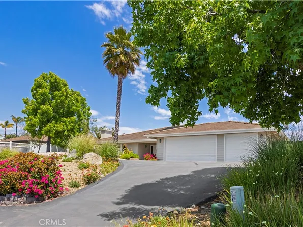 1225 Senwood Way, Fallbrook, CA 92028