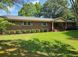 210 Beechwood Dr, Greer, SC 29651