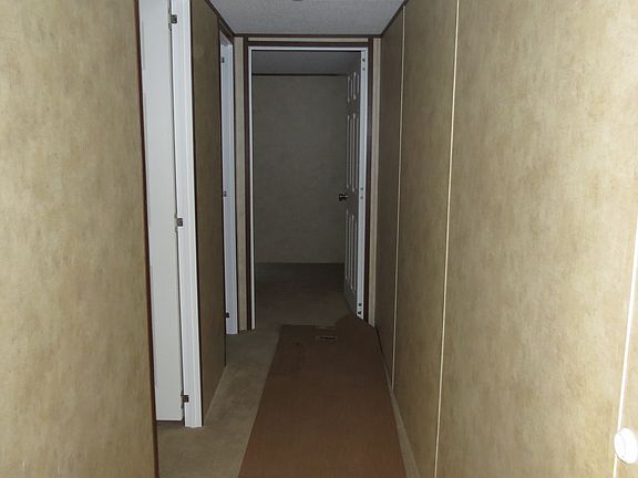 4th image of 1511 Oak Grove Vlg