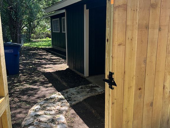4th image of 2305 Western Trails Blvd #B