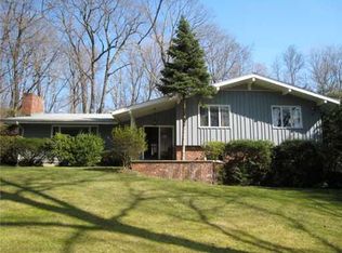 28 Montgomery Ln, Greenwich, CT 06830