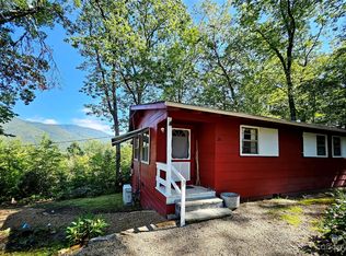 28 South St, Black Mountain, NC 28711