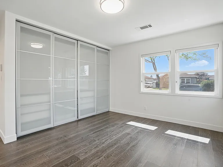 15625 Chadron Ave — Photo 34