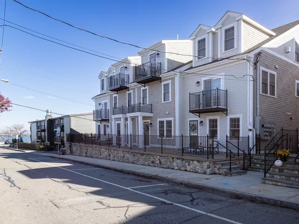 27 Howland St Unit 1, Plymouth, MA 02360