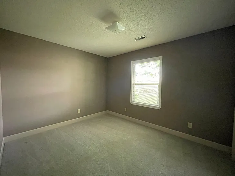 124 Wickstone Rd — Photo 26