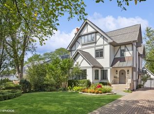 346 Ridge Ave, Clarendon Hills, IL 60514