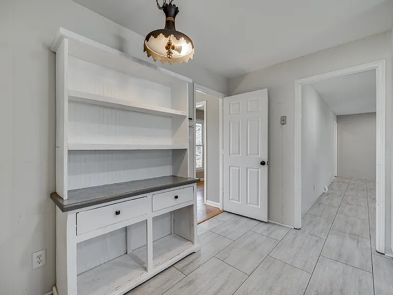 1615 Tillman St — Photo 12