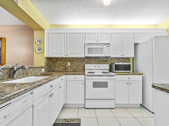 4th image of 7751 Southampton Terrace #112h