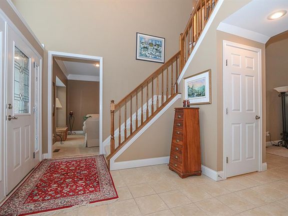 3rd image of 5514 Creek Park Dr