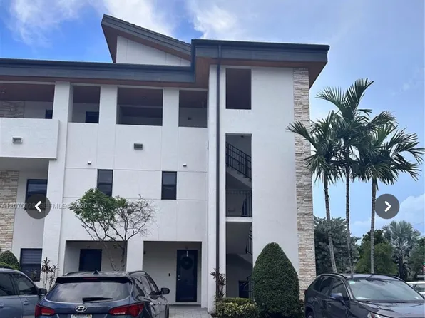 10437 NW 82nd St #37, Miami, FL 33178