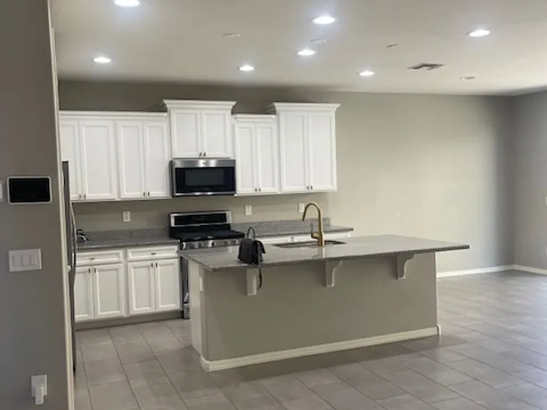 17132 N 9th Pl — Photo 15