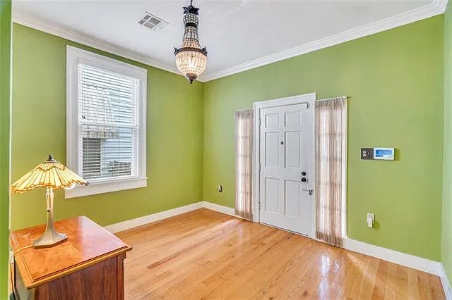 3 bed, 2.0 bath, 1649 sqft, $2,700 — Photo 4