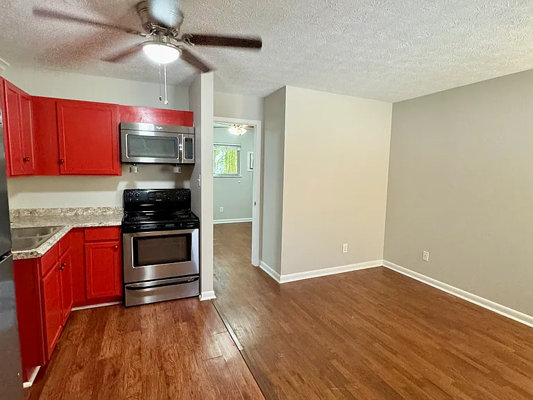 630 Central Ave #111 — Photo 7