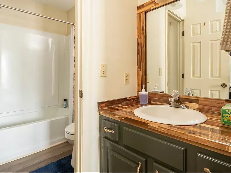 120 Arcadia Ln #C — Photo 7