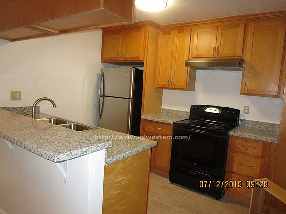 2nd image of 226 Coy Dr