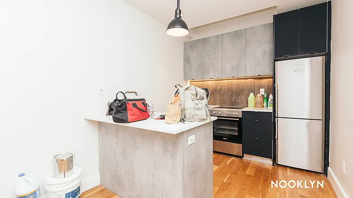 Rented by Nooklyn NYC LLC | media 22