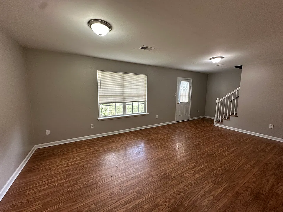 305 Melissa Dr