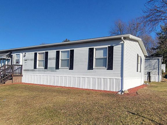 2nd image of 11415 Lakeside Dr