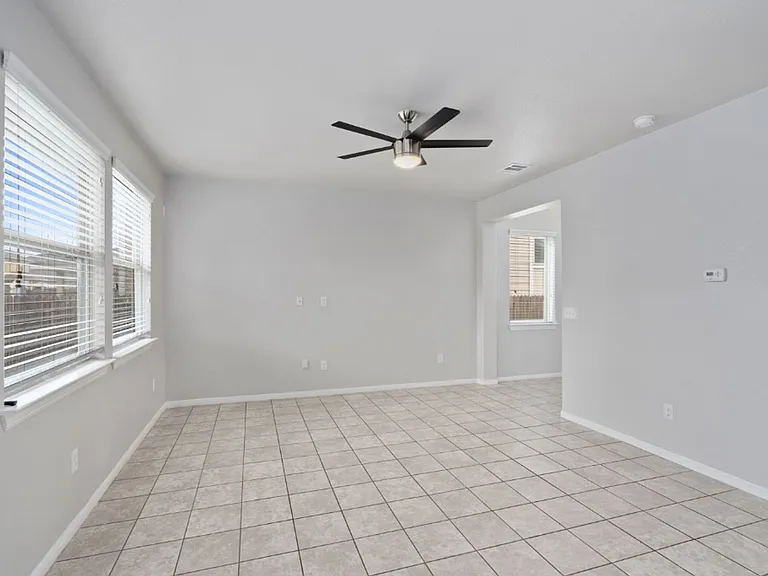 232 Triumph Rd — Photo 23
