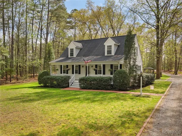 1979 Commins Rd, Aylett, VA 23009